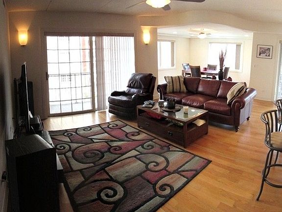 4th image of 4811 N Olcott Ave Unit 303