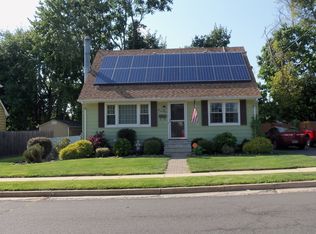 233 Angle Ave, Manville, NJ 08835