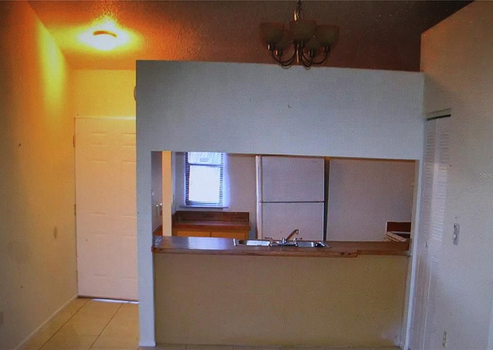 2nd image of 924 OTTO VILLA PLACE #12