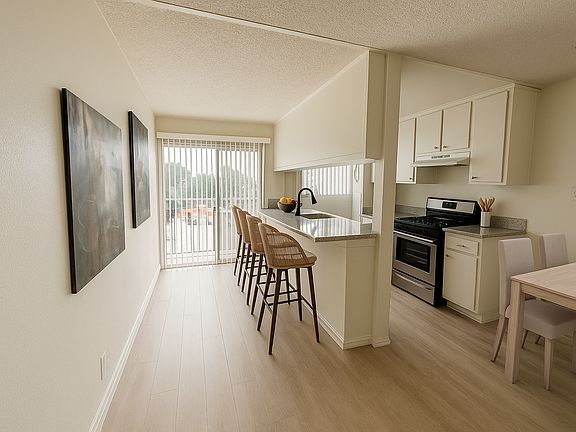 3rd image of 3760 Dufresne Ct APT 9
