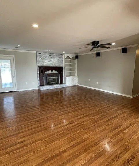2202 Harding Ave — Photo 5