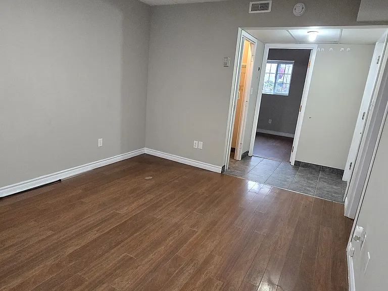 274 Highland Rd E #10 — Photo 15
