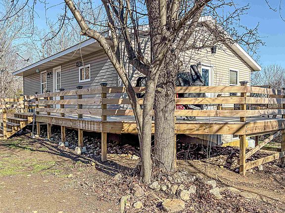 3rd image of 165 Green Forrest Trl