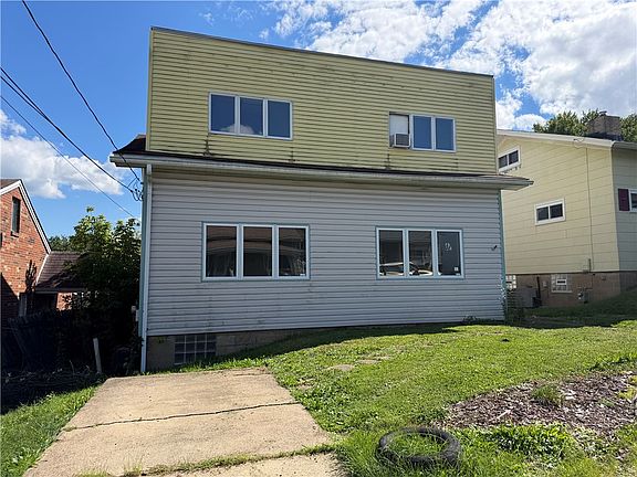 2nd image of 205 University St