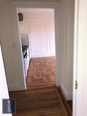 Rented by Bond New York | media 6