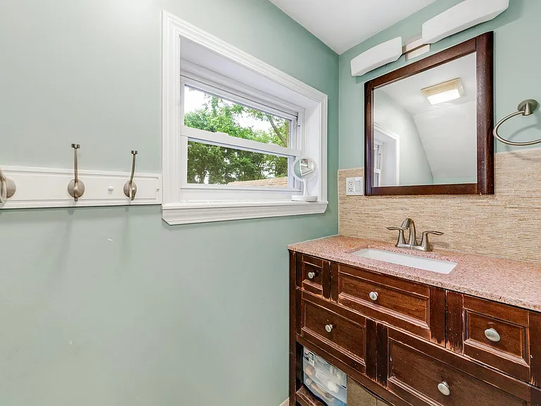 36 E Touhy Ave — Photo 15