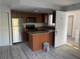 3101 SW 27th Ave APT 304, Miami, FL 33133