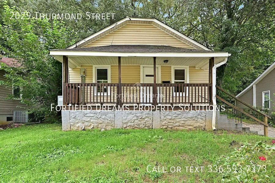 2029 Thurmond St