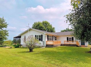 120 Shanghai Ridge Rd, Wauzeka, WI 53826