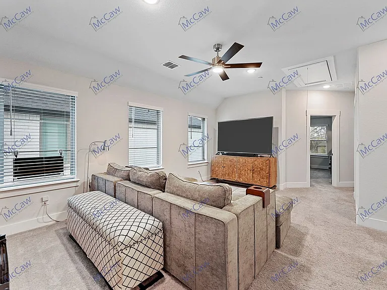 7741 Reis Ln — Photo 17