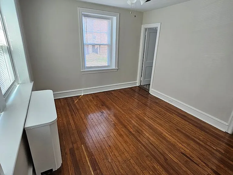 410 Linden St — Photo 21