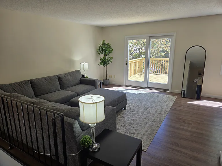 3553 Avon Dr — Photo 8