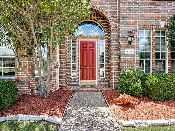 3rd image of 804 Forest Lakes Ct