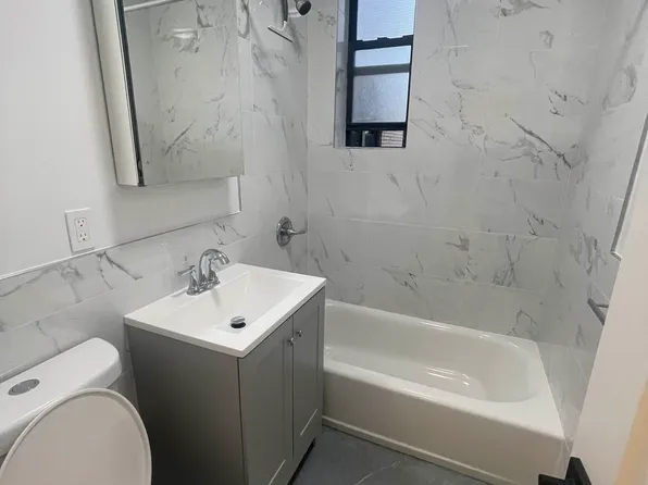 31-21 29th Street image 3 of 5