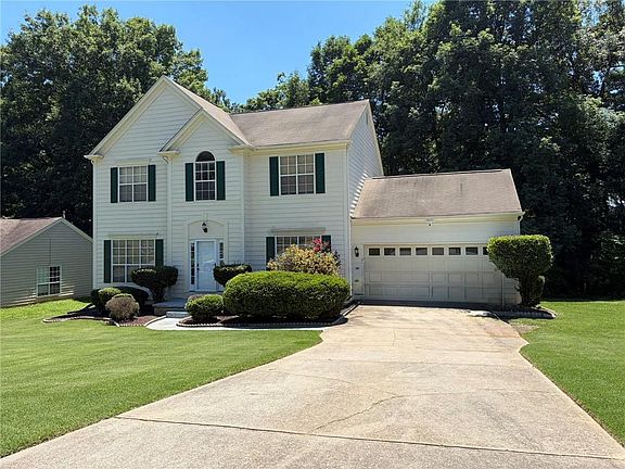 2nd image of 4011 Wintersweet Dr