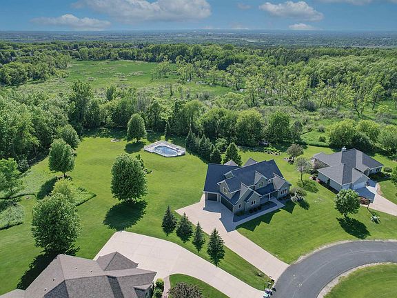 2nd image of W4362 Whitetail Ct