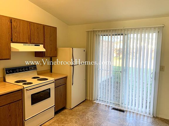5th image of 8288 Schoolgate Dr
