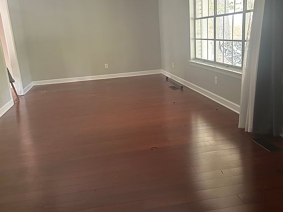 LR/DR from entrance hall