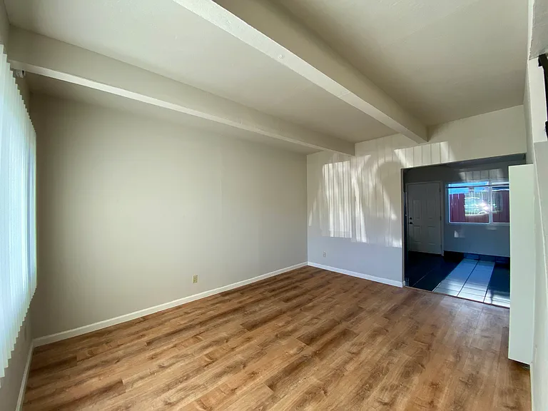 Casa de Luna Townhomes — Photo 29