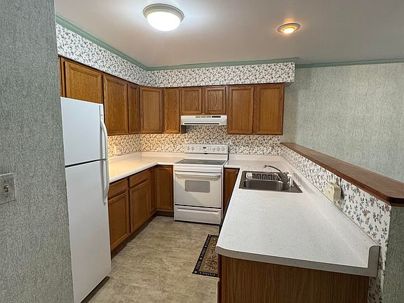 4th image of 106 Park Street #9
