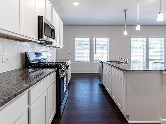 5th image of 22239 Blue Crown Dr
