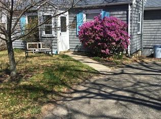 718 Rocky Hill Rd, Plymouth, MA 02360