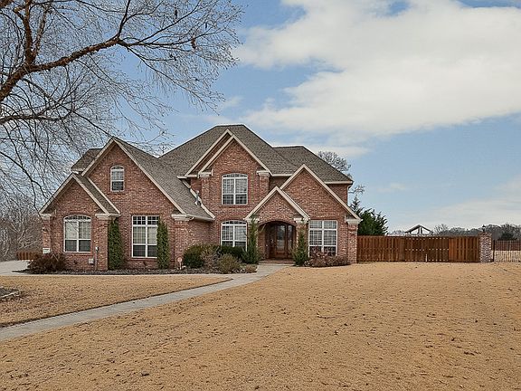 3rd image of 11127 E Stonebriar Dr