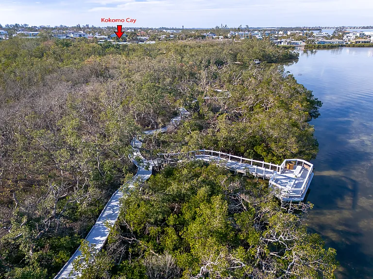 walking trails, baordwalks, and Sarasota Bay outlooks just outside your front door