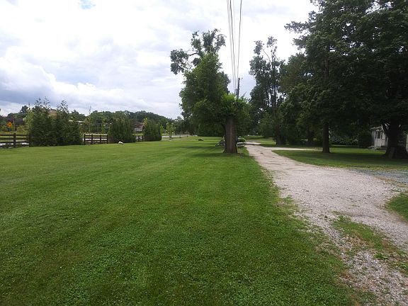 View of driveway from the other direction