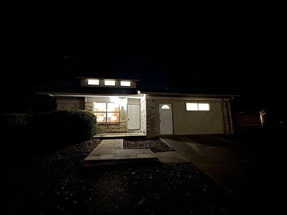 2nd image of 412 Candlewood St