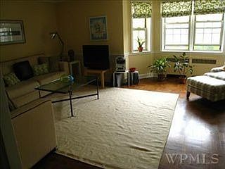 4th image of 1 Chateaux Cir APT 1A