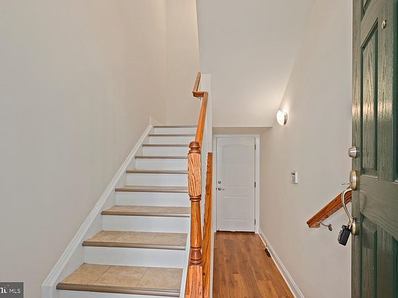 3rd image of 15213 Lancashire Dr