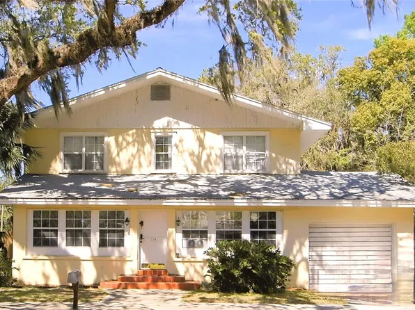 114 1st St NW, Fort Meade, FL 33841