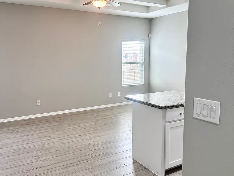 5001 N Dahlia St #3 — Photo 3