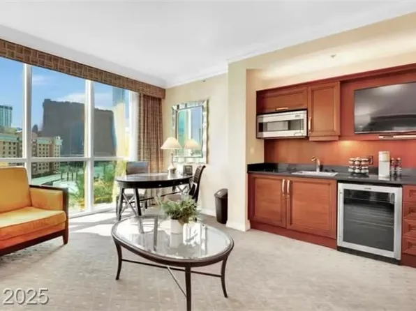145 E Harmon Ave #409, Las Vegas, NV 89109