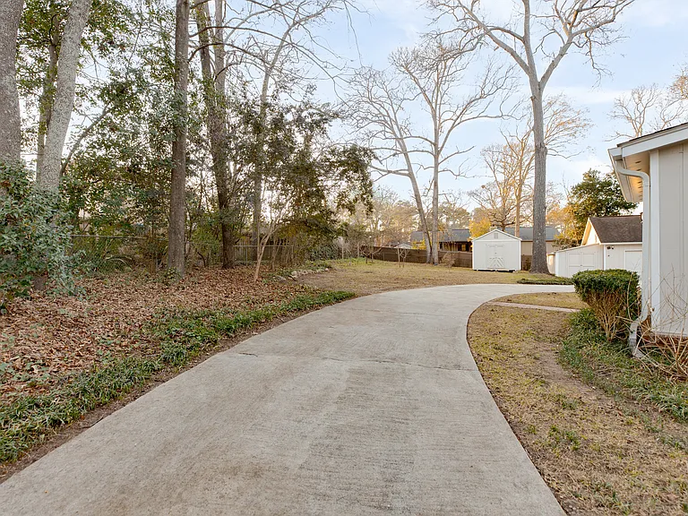 104 Alpine Ct — Photo 82