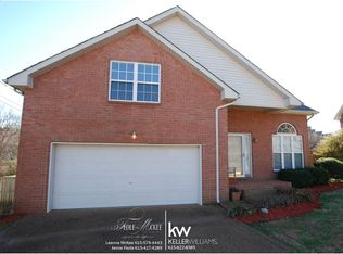 195 Breakwater Dr, Hendersonville, TN 37075