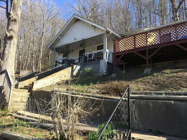 250 Sunset St, Hazard, KY 41701