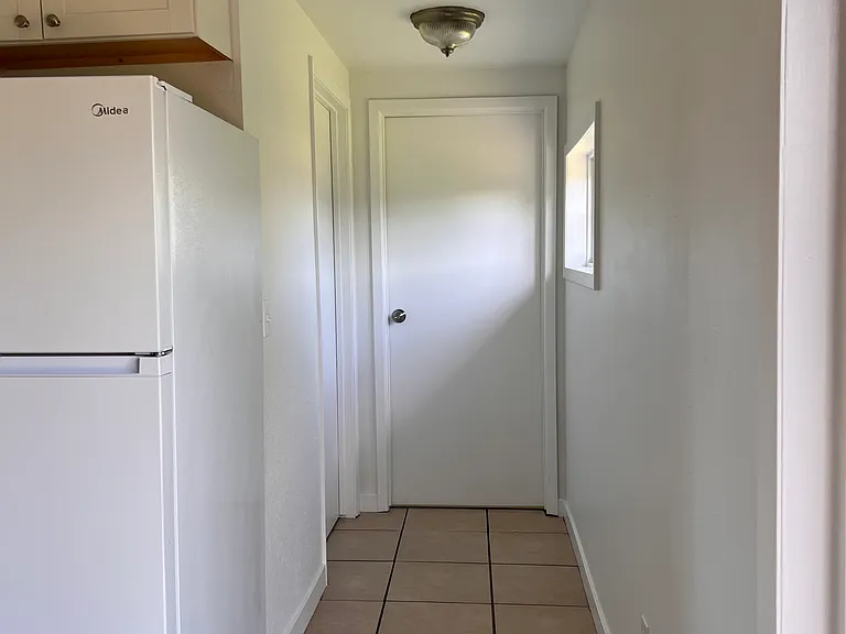 916 6th Ave SW #A — Photo 5