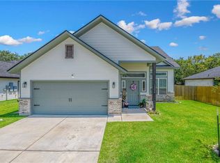 2506 Lightfoot Ln, Bryan, TX 77803