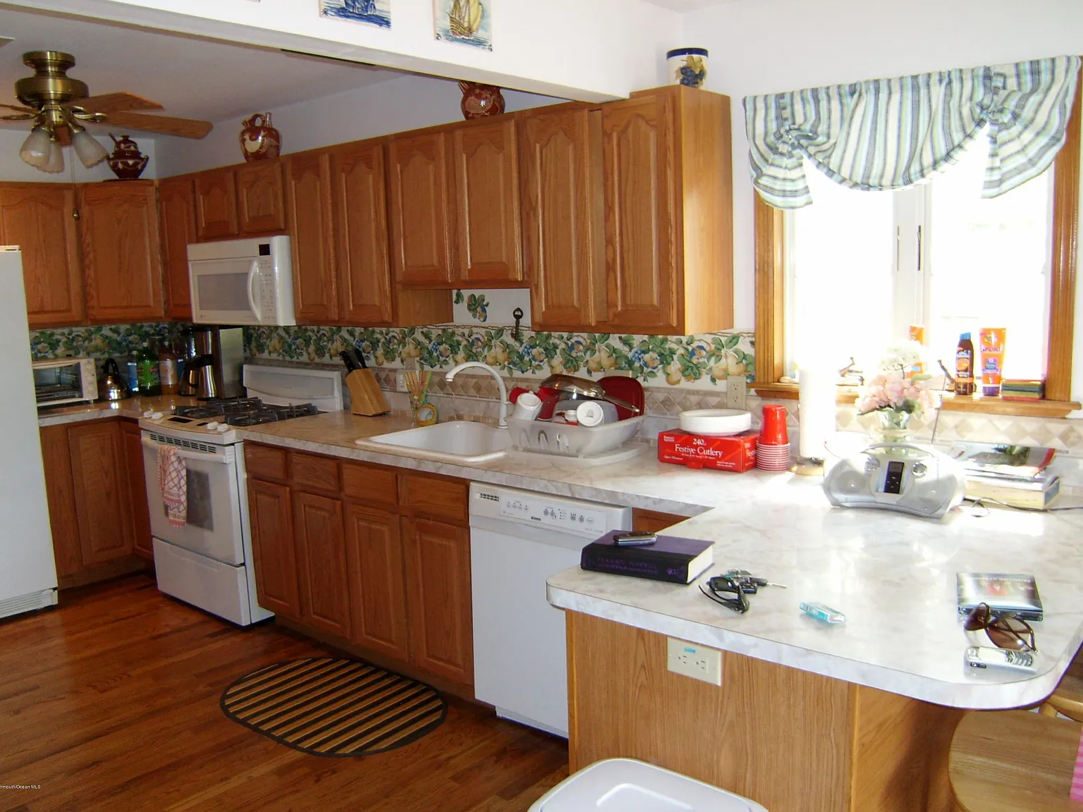 3 bed, 1216 sqft, $35,000 — Photo 2