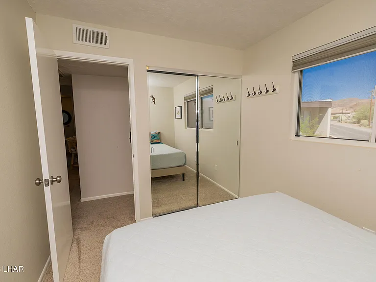 9170 Riverside Dr #24 — Photo 17
