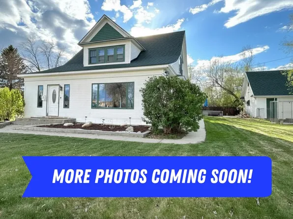 205 5th St N, Glasgow, MT 59230