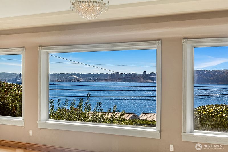 5th image of 4801 Hyada Boulevard NE