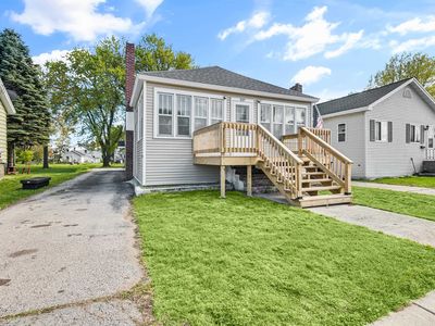 537 6th Ave, Menominee, MI, 49858