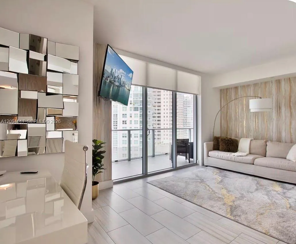 Brickellhouse Condo — Photo 1