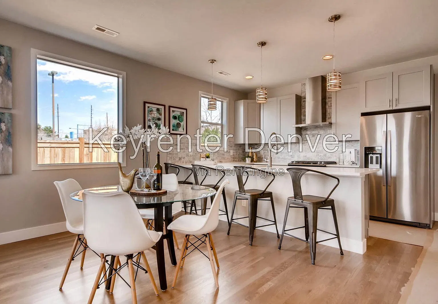 3 bed, 3.5 bath, 2130 sqft, $2,950 — Photo 4