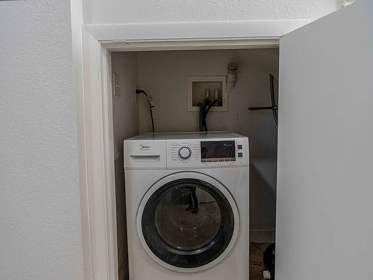 2180 Bay Dr #4B — Photo 11