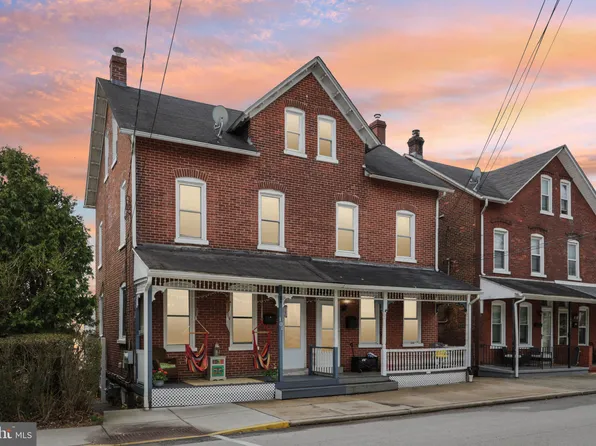 101 N 3rd Ave, Royersford, PA 19468