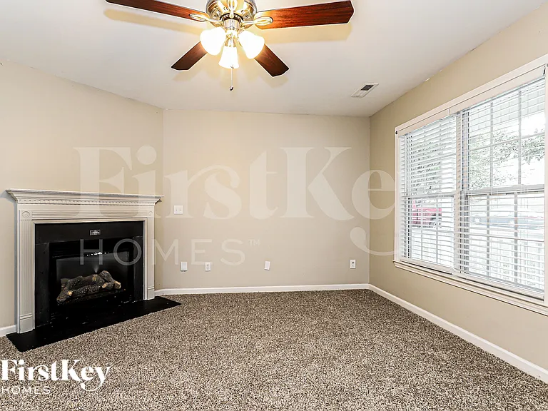 5952 Bluestem Cir — Photo 4
